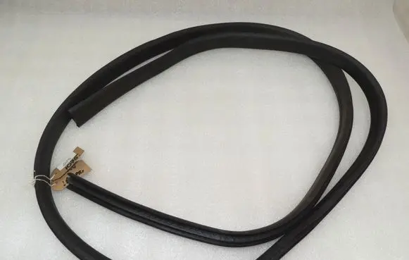 Ford Focus ST Front door rubber seal 1750005 BM51A20530AF