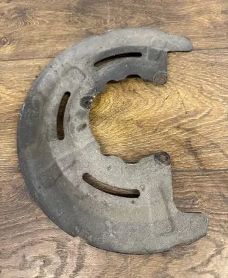 Renault Master III Rear brake disc plate dust cover 441510001R