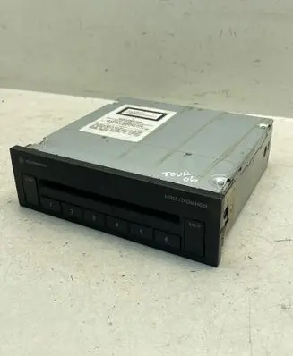 Volkswagen Touran I CD/DVD changer 1T0035110A VWZ3Z8F7662271