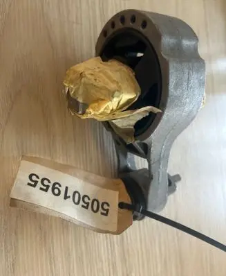 Alfa Romeo Spider Gearbox mount 50501955