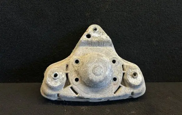 Volkswagen PASSAT B5.5 Coil spring mount 8d0412383