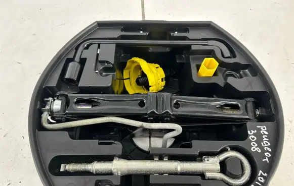Peugeot 3008 I Tool set 9655342680