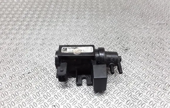 BMW 5 E60 E61 Turbo solenoid valve 6116300