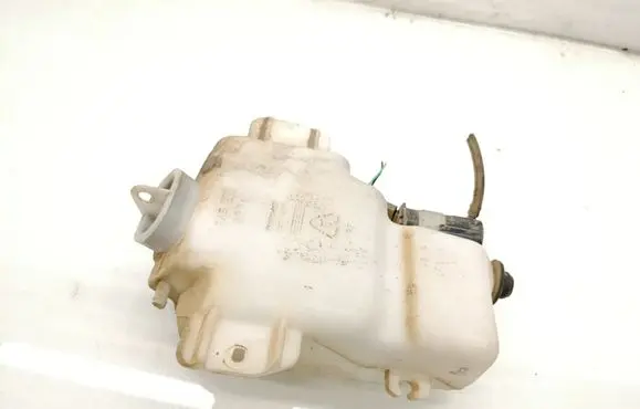 Mitsubishi Pajero Windshield washer fluid reservoir/tank 060351507