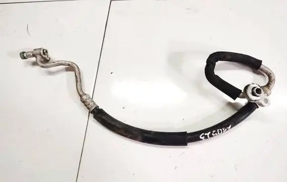 Air conditioning (A/C) pipe/hose