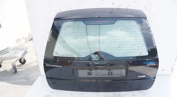 Ford Mondeo Mk III Tailgate/trunk/boot lid