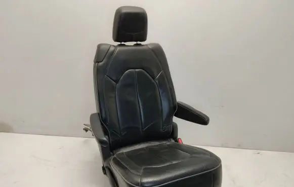 Chrysler Pacifica Second row seats 