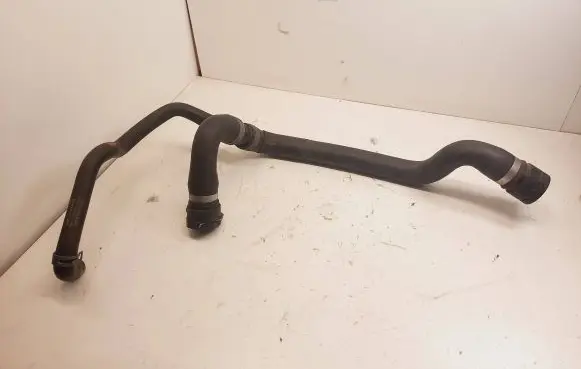 Volkswagen Golf V Engine coolant pipe/hose 3B0122291C