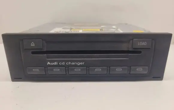 Audi A4 S4 B7 8E 8H CD/DVD changer 8E0035111D CXCA1492GC AUZZ6E2033261