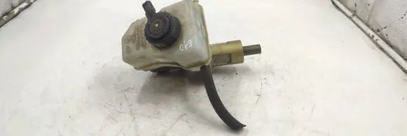 BMW 3 E90 E91 Brake fluid reservoir 