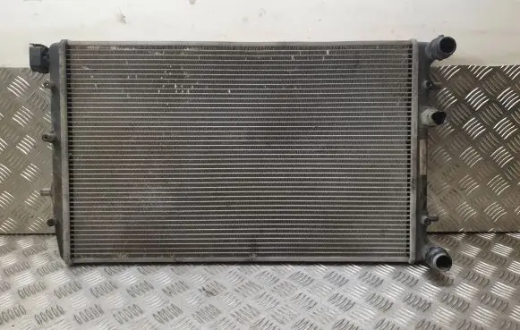 Skoda Fabia Mk1 (6Y) Coolant radiator 6Q0121253R