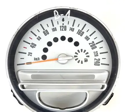 Mini One - Cooper Clubman R55 Speedometer (instrument cluster) 9136193 62109136193 62109233767