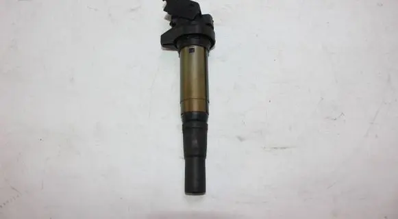 BMW 5 F10 F11 High voltage ignition coil 7575010