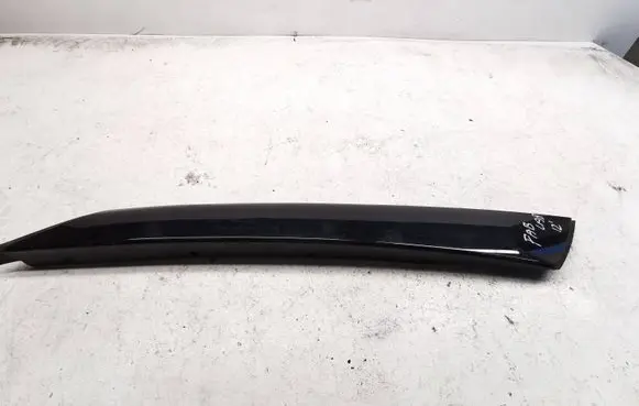 Skoda Fabia Mk2 (5J) Front door glass trim molding 5j6853264a