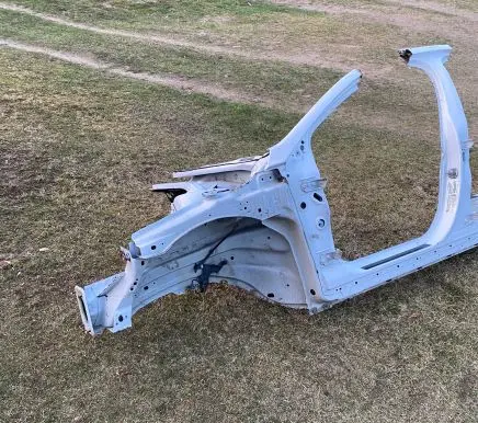 Ford Fusion II Front quarter panel 