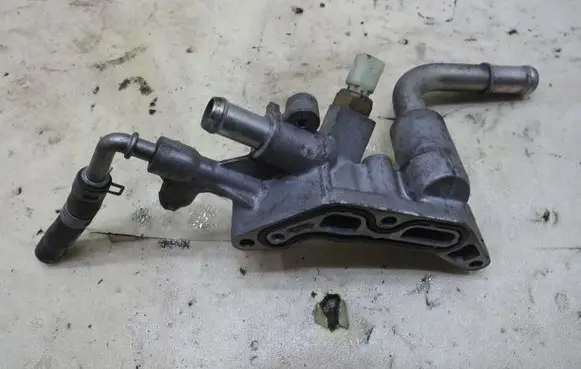 Honda Civic IX Thermostat housing KRIS235789