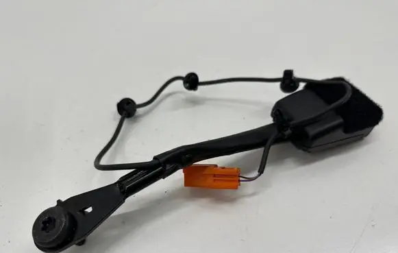 Land Rover Discovery 5 Front seatbelt buckle FK7261208AD