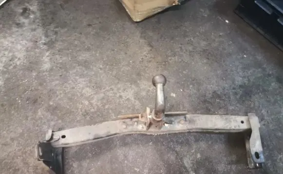 Nissan Pathfinder R51 Tow bar set 