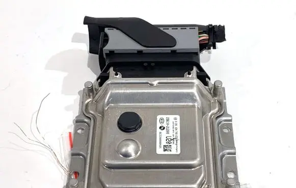 KIA Ceed Engine control unit/module ECU 296102U200