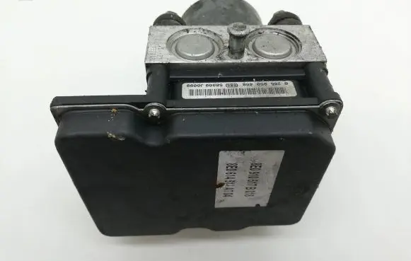 Audi A4 S4 B7 8E 8H ABS Pump 8E0910517B018