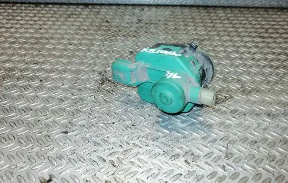 Headlight level adjustment motor