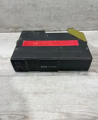 BMW 5 E39 CD/DVD changer 8361584 65128361584 1999AP