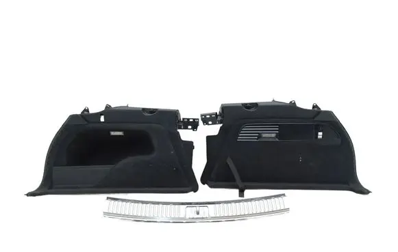 Volkswagen Touareg II Trunk/boot side trim panel 7P6863820B 7P0863459E 7P6867038
