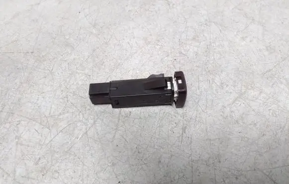 Volvo V70 Hazard light switch 30710106