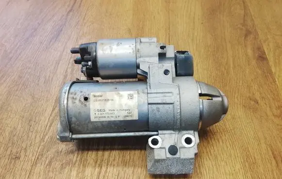 BMW X3 G01 Starter motor 8621839
