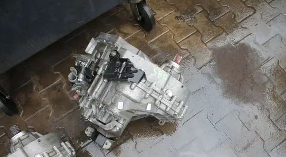 Volkswagen Transporter - Caravelle T6 Manual 6 speed gearbox SAY