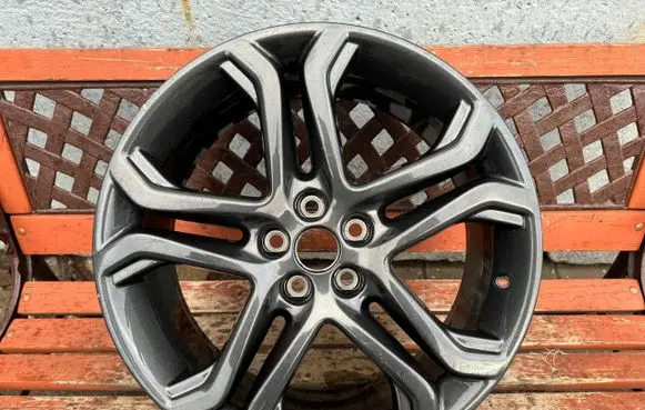 Ford Edge I R19 alloy rim 