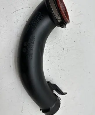 Volvo XC60 Intercooler hose/pipe 30774692