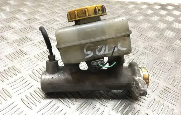 Subaru Forester SG Master brake cylinder