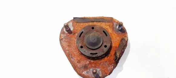 Toyota Auris 150 Coil spring mount 