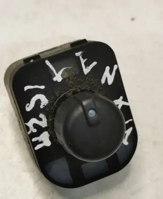 Seat Exeo (3R) Wing mirror switch 8EO959565A 8096609