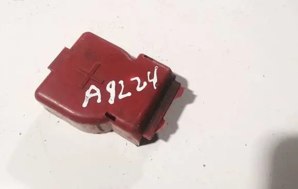 Nissan Note (E11) Battery box tray cover/lid 