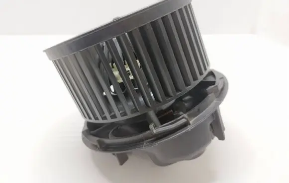 Dacia Sandero Heater fan/blower X90P35CH