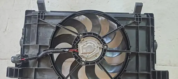 Tesla Model Y Electric radiator cooling fan 160780801A 1607808
