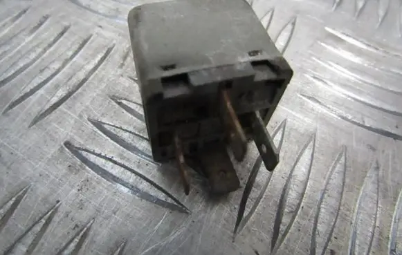Ford Sierra Other relay 81AG14N089CA 4ra940010-40