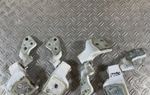 Opel Combo E Loading door hinge set 080D34420