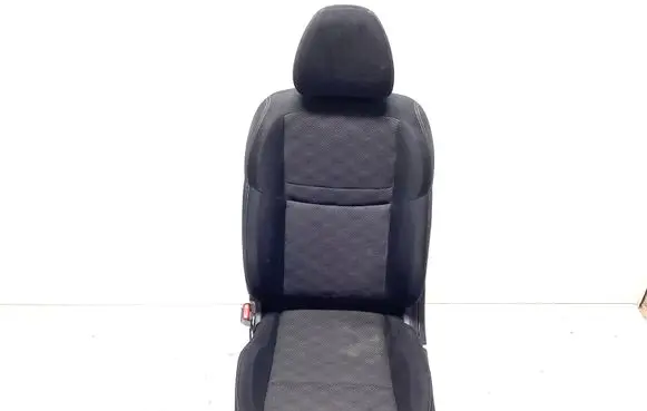 Nissan Qashqai Front driver seat 