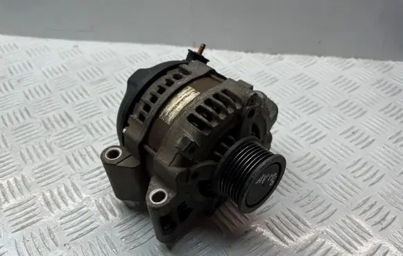 Toyota Avensis T250 Generator/alternator 270600G011