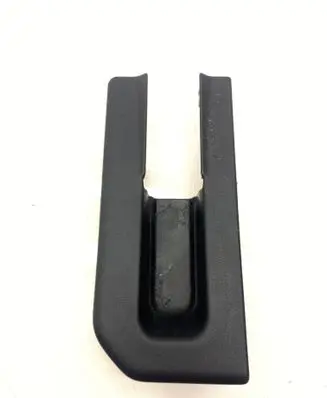 Toyota Prius+ (ZVW40) Rear seat rail trim cover 7215847070