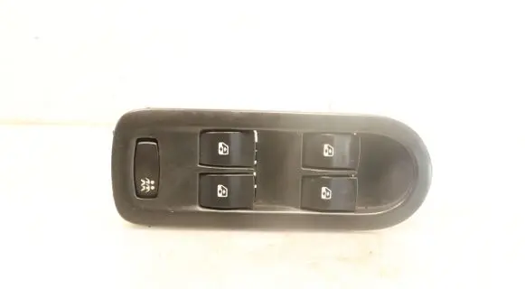 Renault Megane II Electric window control switch