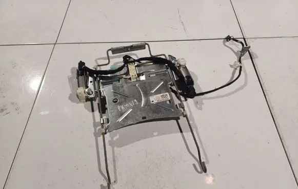 Audi A6 S6 C6 4F Seat adjustment motor 8337000B