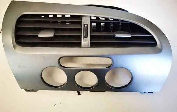 Seat Leon (1P) Dash center air vent grill 1P1819110
