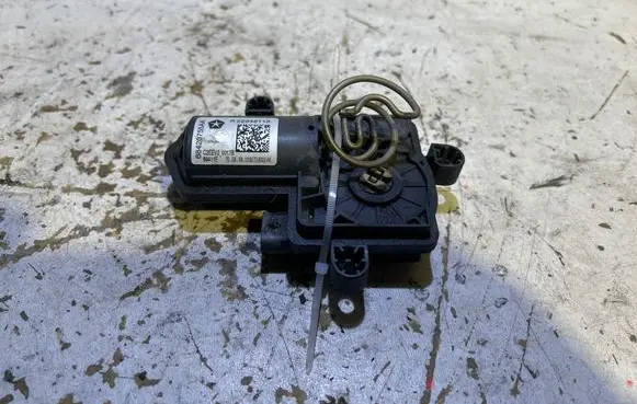 Dodge Challenger Exhaust pressure sensor 89411E C2EEV20017B R229481