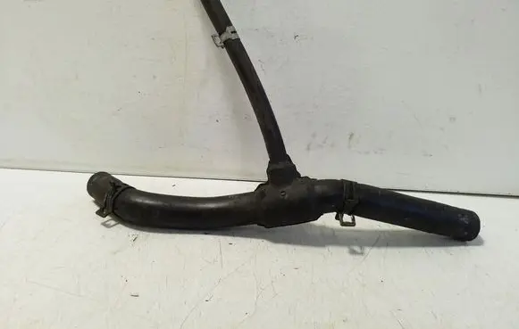 Opel Frontera A Engine coolant pipe/hose 91154605
