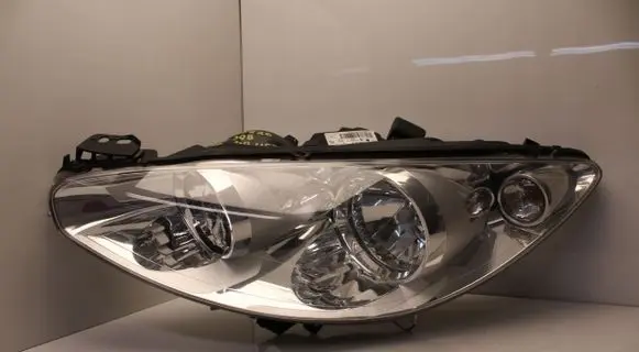 Peugeot 308 Headlight/headlamp 
