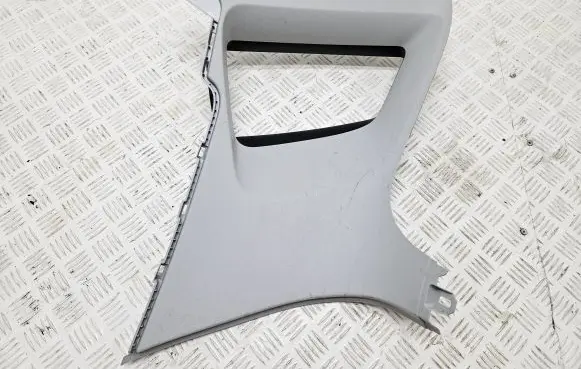 Volkswagen Golf Sportsvan (C) pillar trim 510867288A